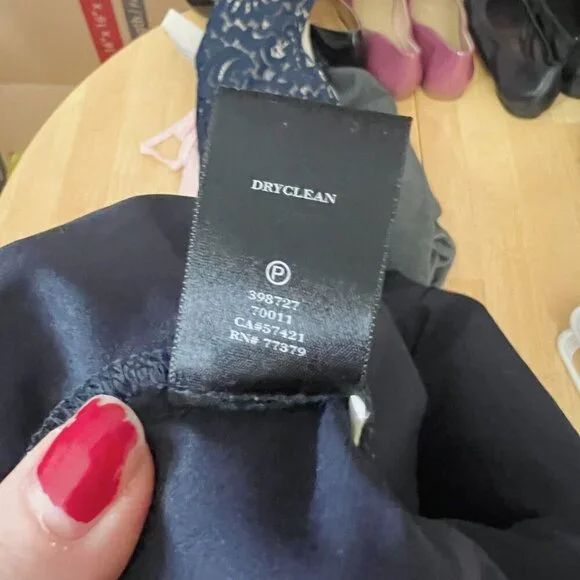 Ann Taylor Navy Blue Laser Cut Out Lace Overlay Formal A Line Dress Size 6 - Picture 8 of 8